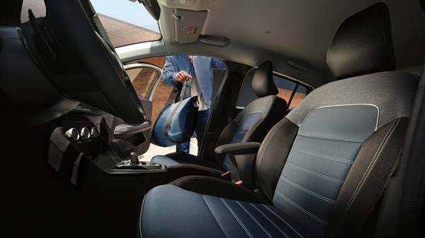 Comfort designed with you in mind - Dacia Sandero
