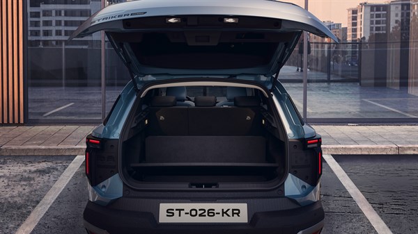 Dacia Striker - modular boot space